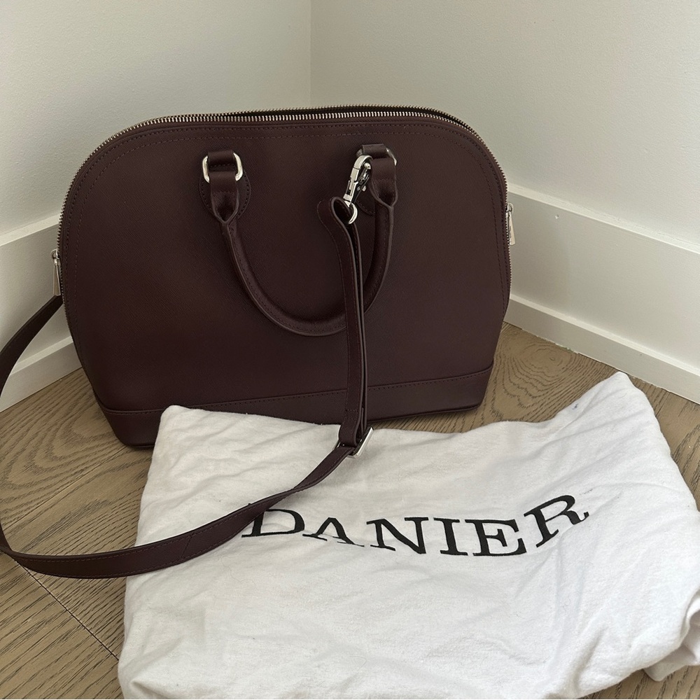 Danier Burgundy Women's Leather Shoulder/ Crossbody Bag